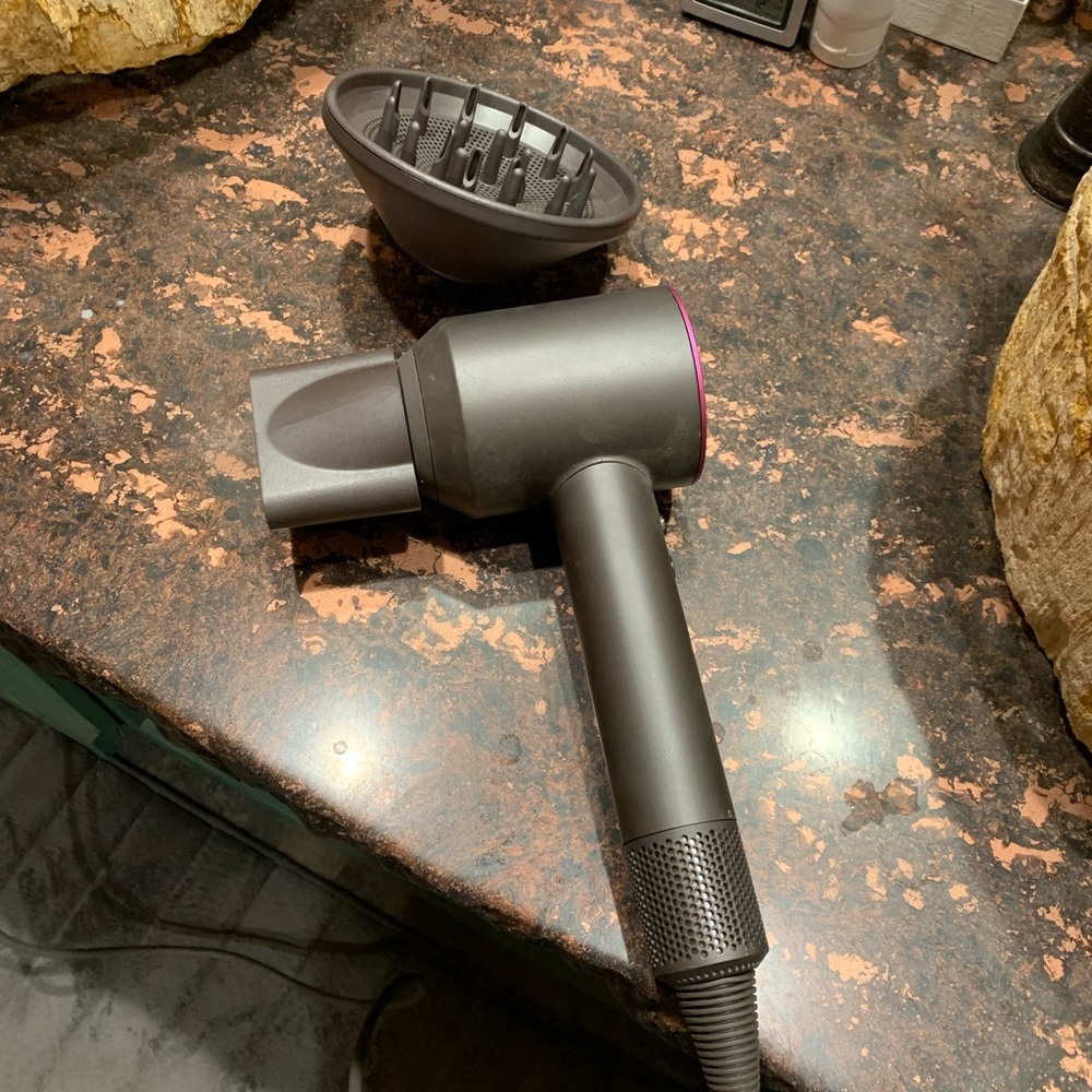 Dyson supersonic dryer